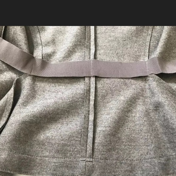 Carolina Herrera Jacket Pleated Hem Sz 12 Wool - Picture 4 of 12